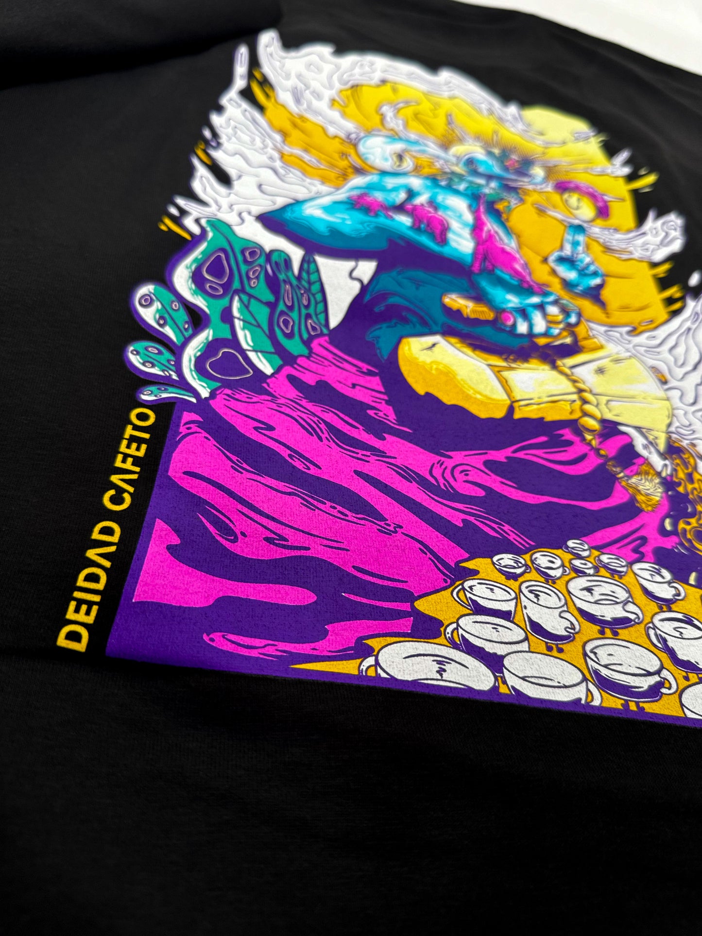 "Deidad Cafeto" Tshirt